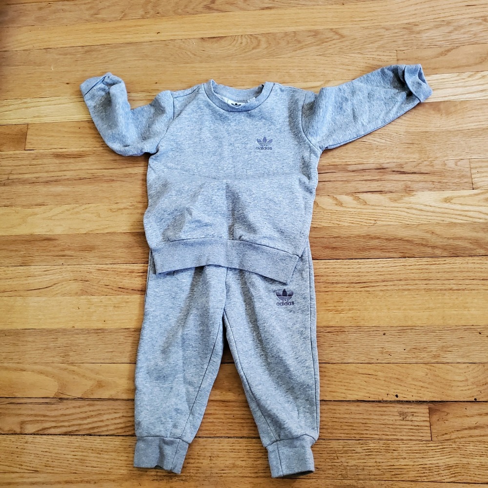 Adidas Originals Kids Heather Gray Trefoil Sweatshirt and Joggers Set 2T